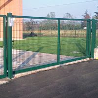 Swing gate TAILOREDslidinggalvanised steelelectro-welded steel